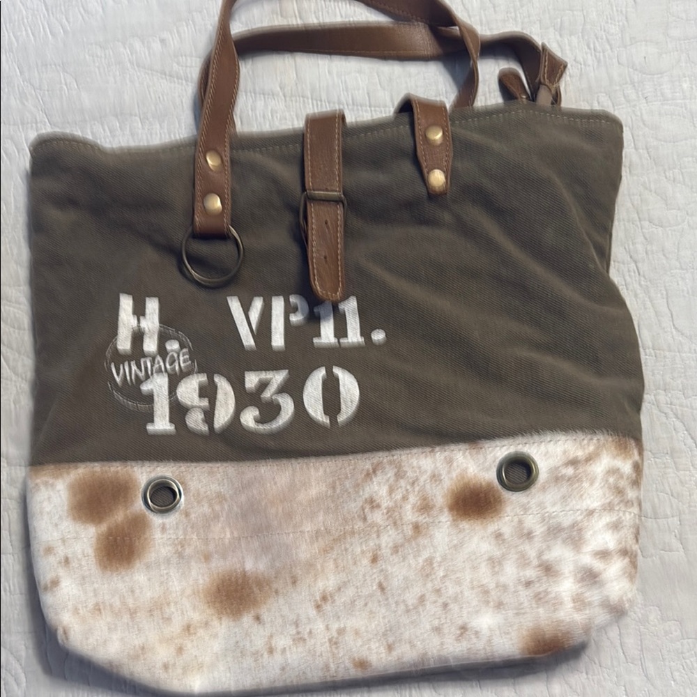 Myra Bag Olive and Cream Canvas Tote